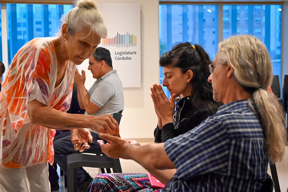 Meditación y valores humanos en la Legislatura cordobesa